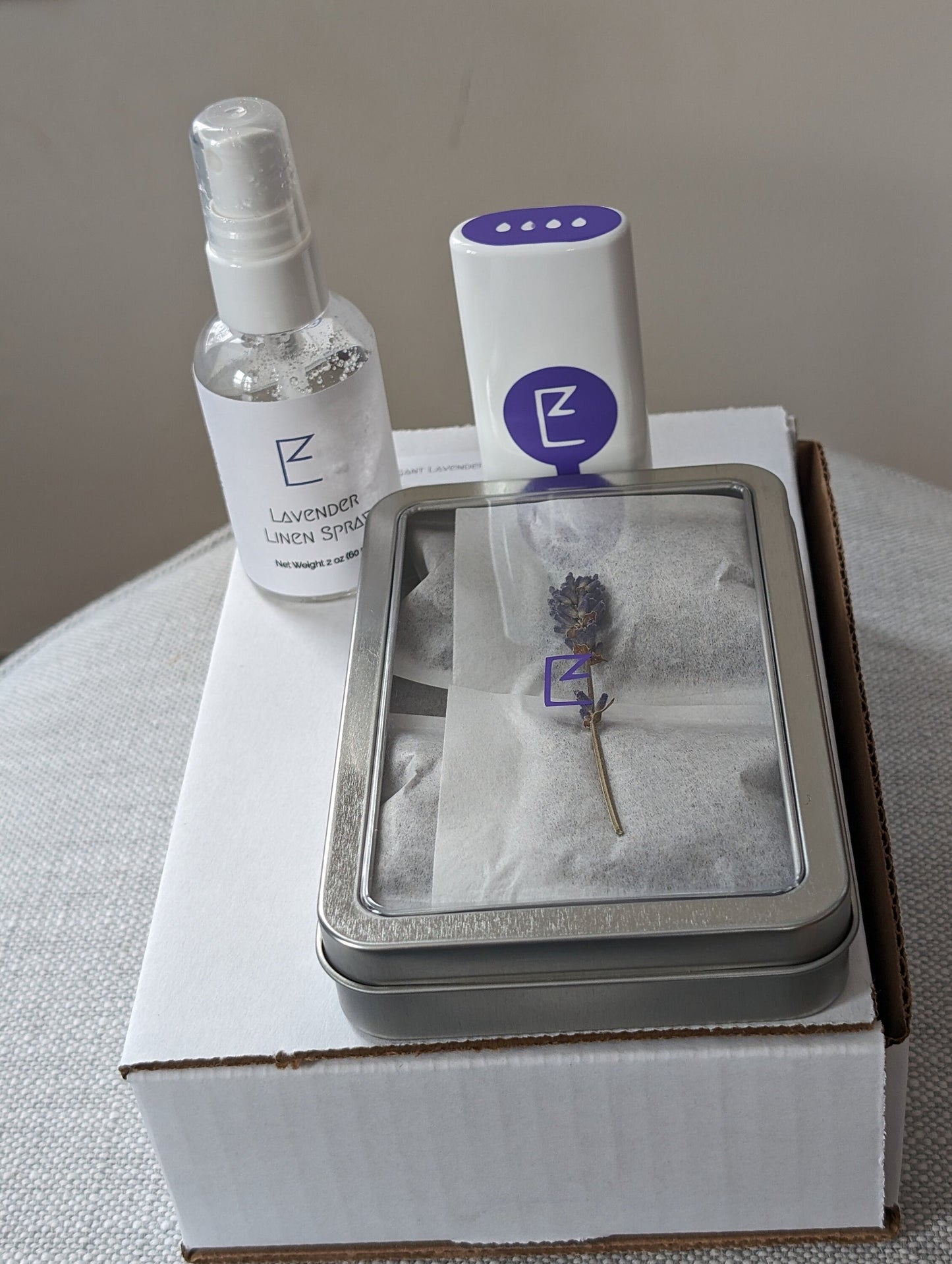 Infuse Lavender Gift Set - scents of lavender including 1 sachet tin, 1 linen/room spray, 1 balm stick (4)