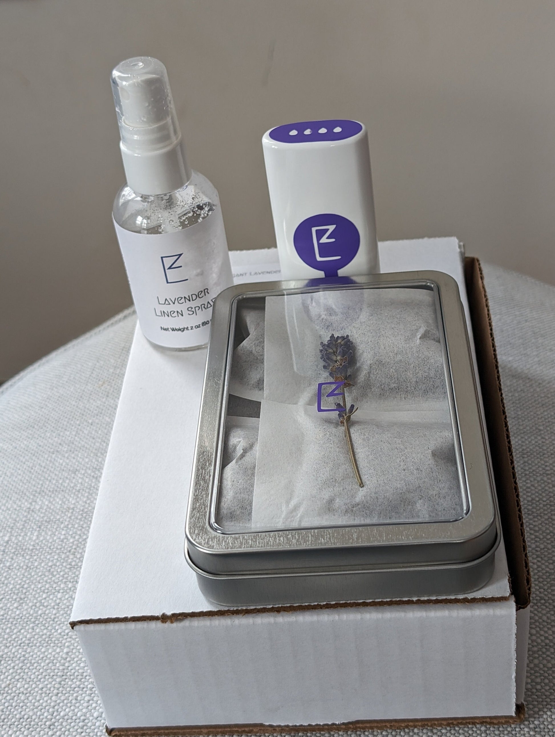 Infuse Lavender Gift Set - scents of lavender including 1 sachet tin, 1 linen/room spray, 1 balm stick (4)